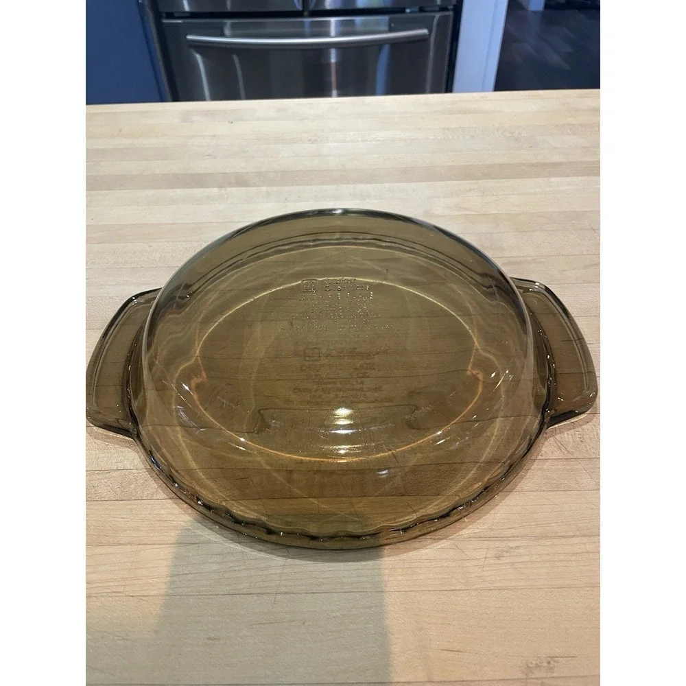 Anchor Hocking Amber Brown Glass 9 in Deep Dish Fluted Pie Plate w/ Handles 2 in